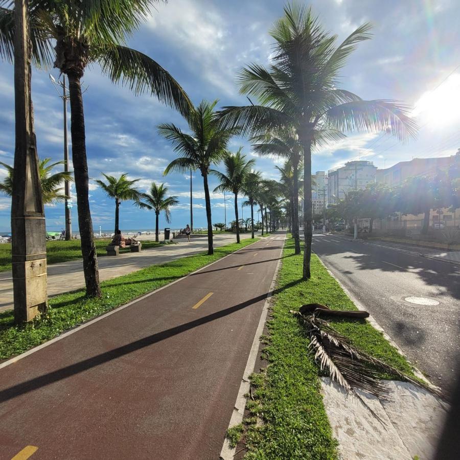 Kitnet Frente Pro Mar Em Vila Caicara, Portaria 24 Hs E Wifi Прая-Гранди Экстерьер фото