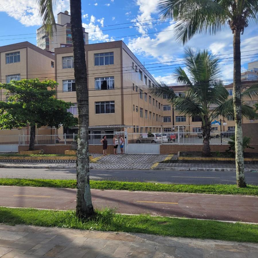 Kitnet Frente Pro Mar Em Vila Caicara, Portaria 24 Hs E Wifi Прая-Гранди Экстерьер фото