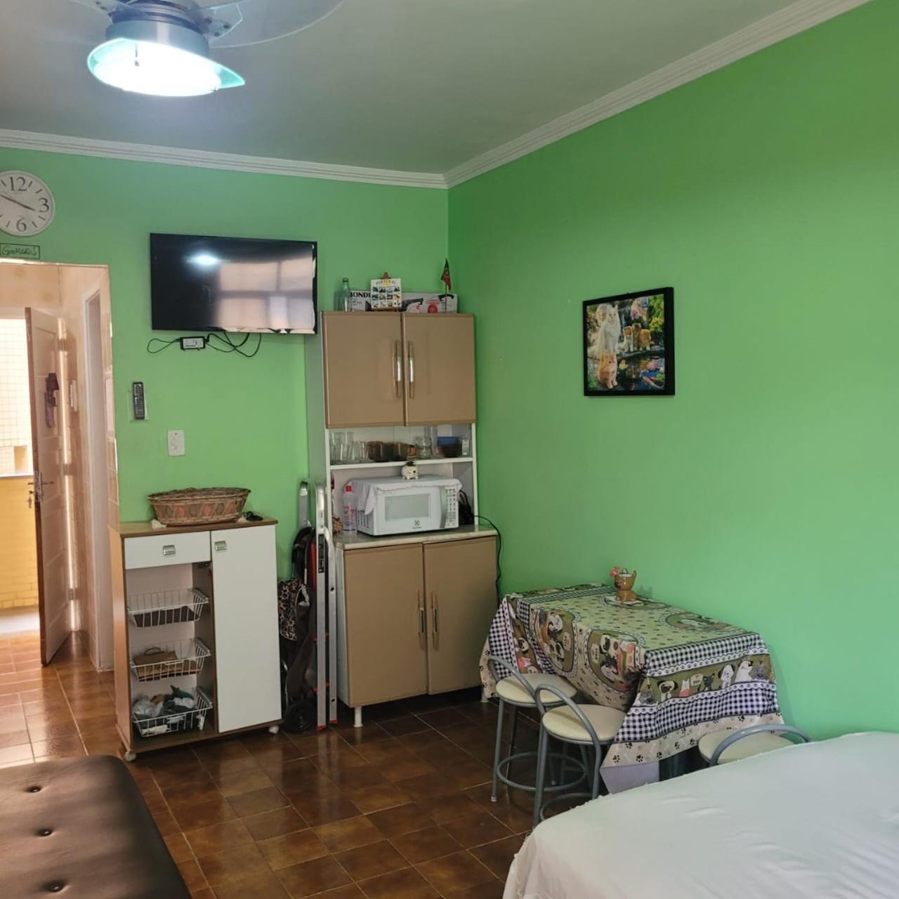 Kitnet Frente Pro Mar Em Vila Caicara, Portaria 24 Hs E Wifi Прая-Гранди Экстерьер фото
